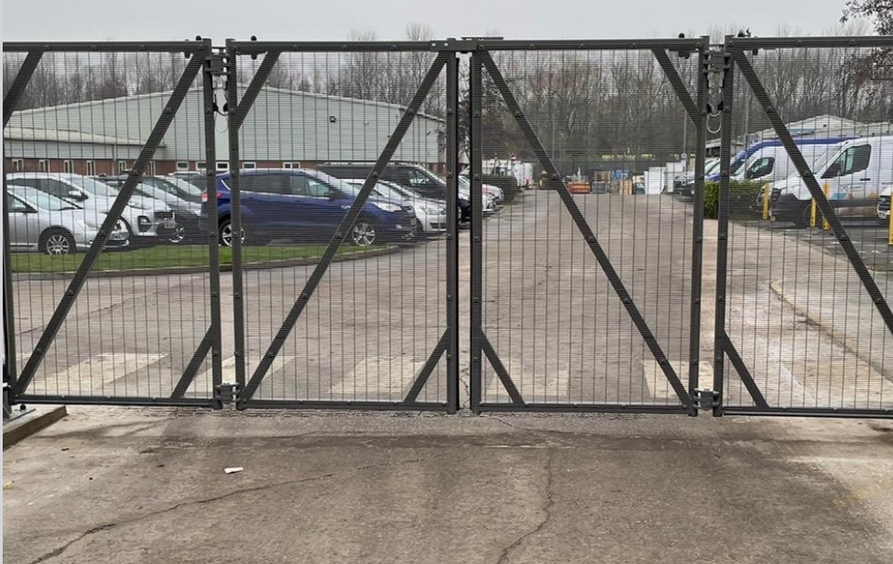 Commercial gates Scotland